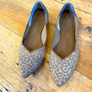 Rothy's The Point Driftwood Spot Flats fits US8.5
